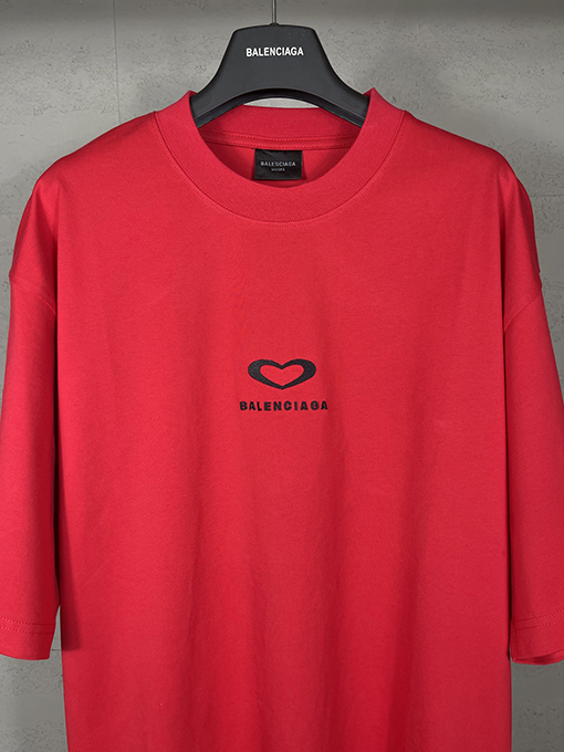 バレンシアガ 七夕バレンタイン限定ハートロゴ半袖Tシャツ