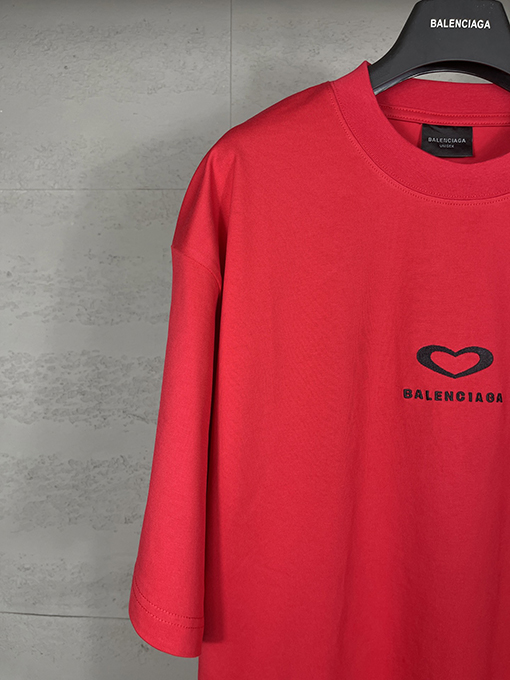 バレンシアガ 七夕バレンタイン限定ハートロゴ半袖Tシャツ
