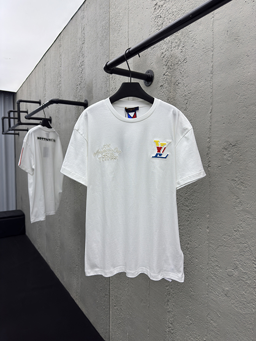 ルイヴィトンコピー ファッションカラーエンボスエンボス半袖Tシャツ