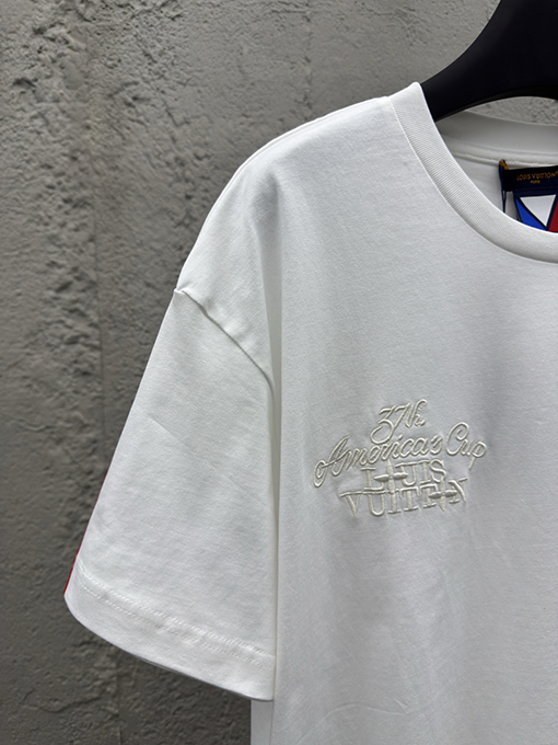 ルイヴィトンコピー ファッションカラーエンボスエンボス半袖Tシャツ