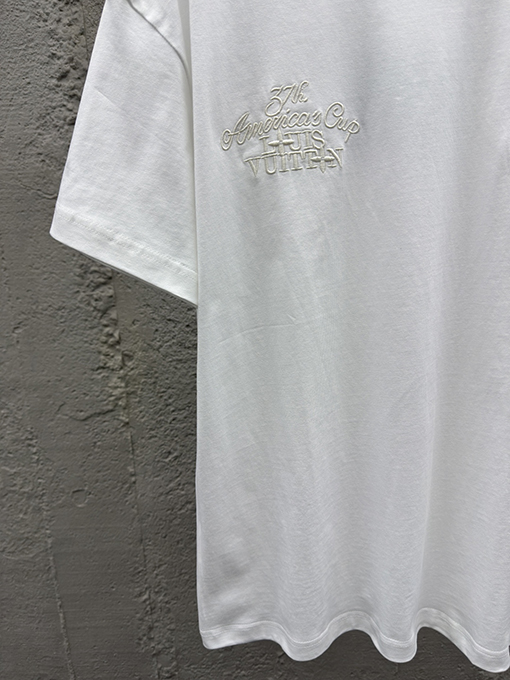 ルイヴィトンコピー ファッションカラーエンボスエンボス半袖Tシャツ