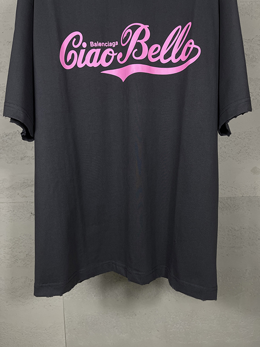 バレンシアガciao hello文字プリントで古い半袖Tシャツ