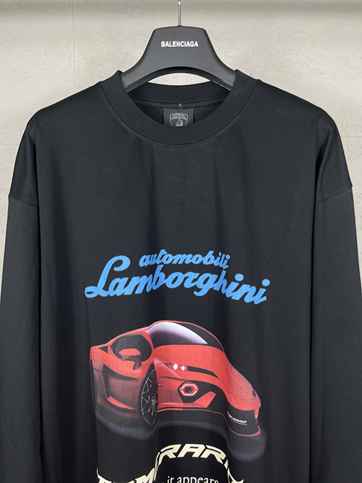 バレンシアガスーパーコピーLamborghini前後左右袖ストレートプリント長袖Tシャツ