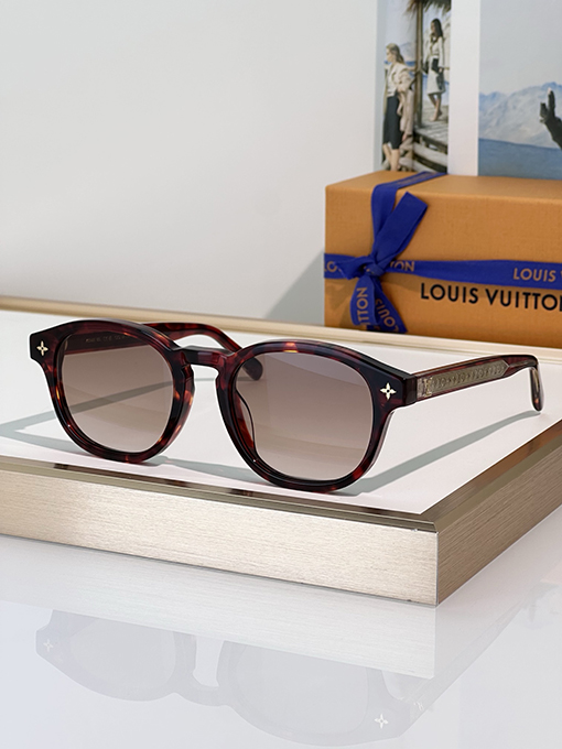 ルイヴィトン LV Aura SquareサングラスZ3042