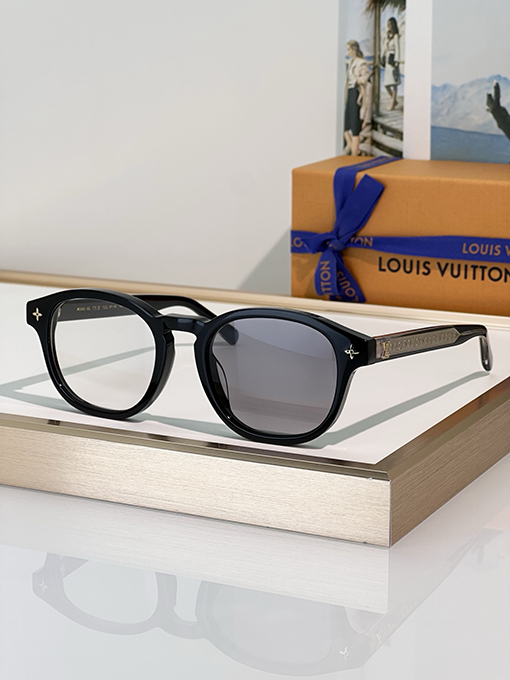 ルイヴィトン LV Aura SquareサングラスZ3042