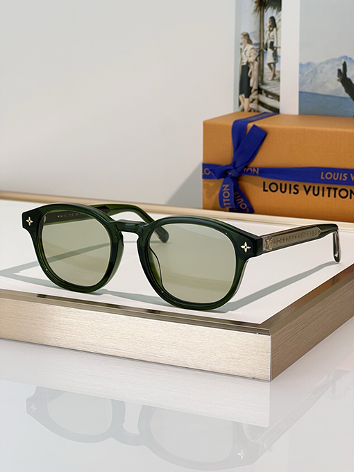 ルイヴィトン LV Aura SquareサングラスZ3042