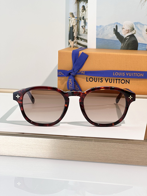 ルイヴィトン LV Aura SquareサングラスZ3042