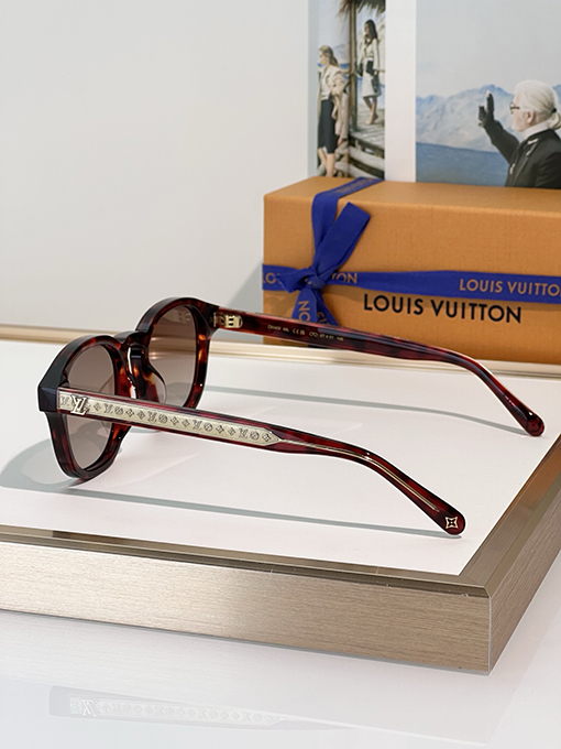 ルイヴィトン LV Aura SquareサングラスZ3042