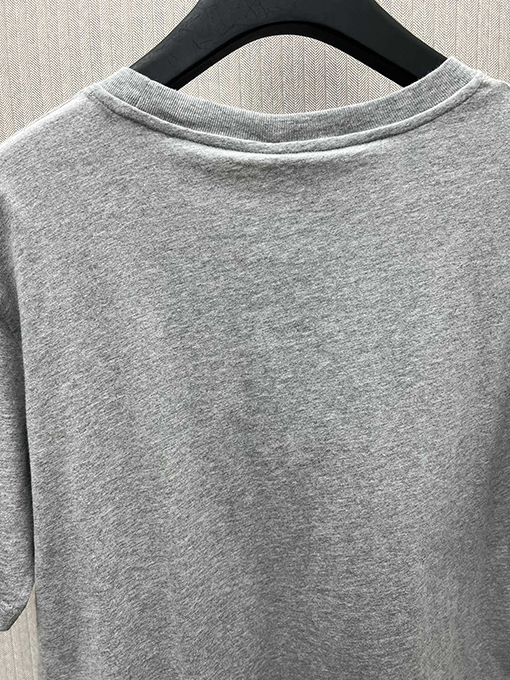 ディオールコピー 新しい「Dior Love」刺繍半袖Tシャツ