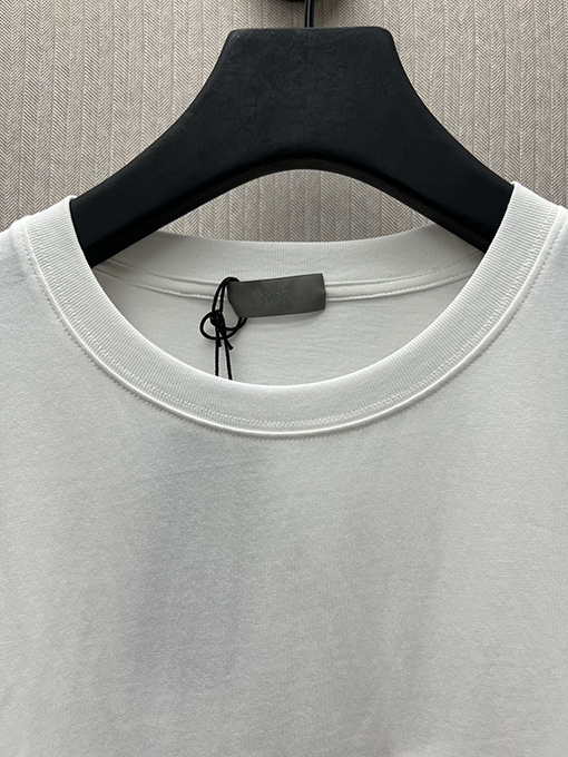ディオールコピー 新しい「Dior Love」刺繍半袖Tシャツ