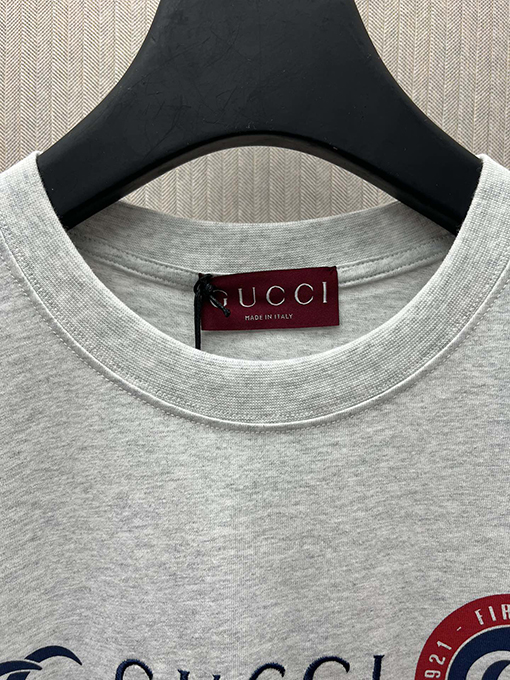グッチ Gucci ロゴプリント半袖Tシャツ