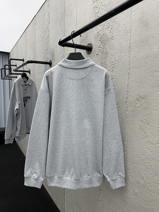 プラダスーパーコピー 刺繍ポロパーカー
