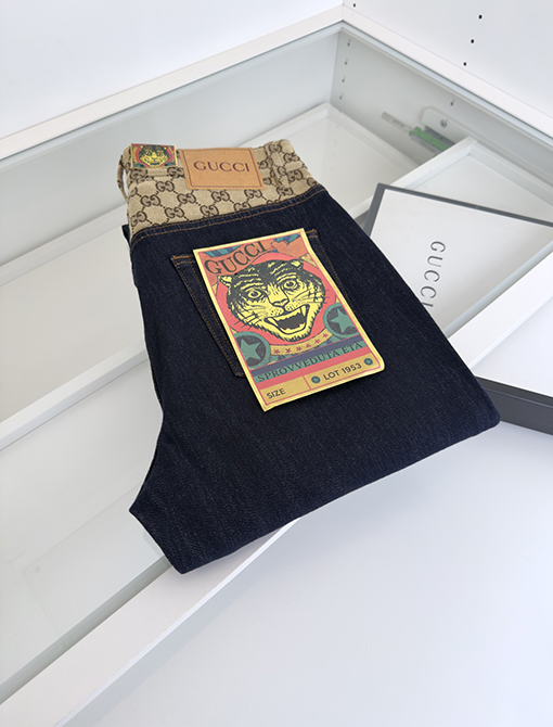 グッチスーパーコピー 新しいモノグラムステッチ5袋の小さなストレートジーンズ