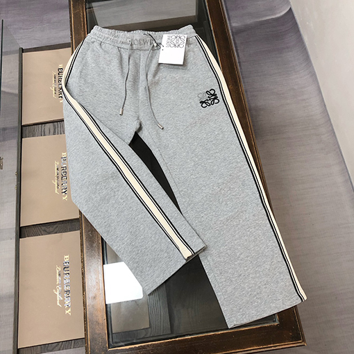 ロエベ新しいストレートパンツパンツ