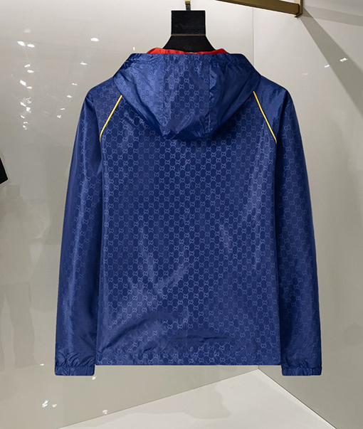 グッチ 新しいメンズジャケット