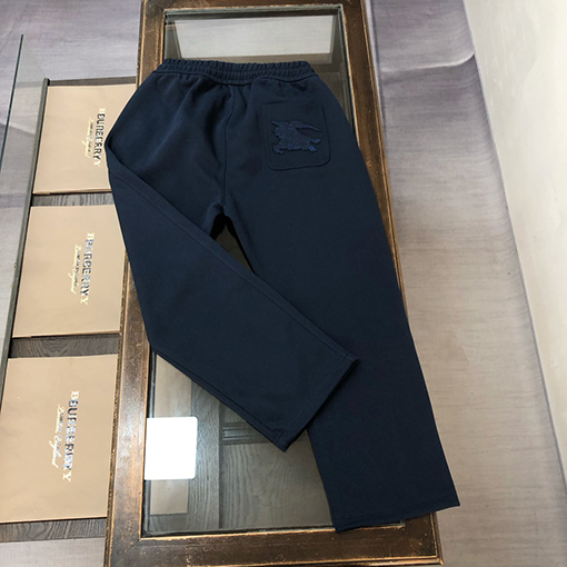 バーバリー刺繍軍馬ラベルパンツ