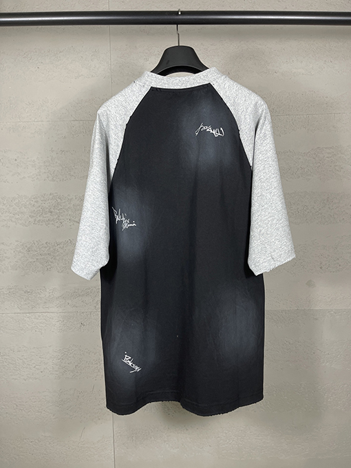 バレンシアガ 新しいファッションのカラフルな署名ロゴ落書き半袖Tシャツ