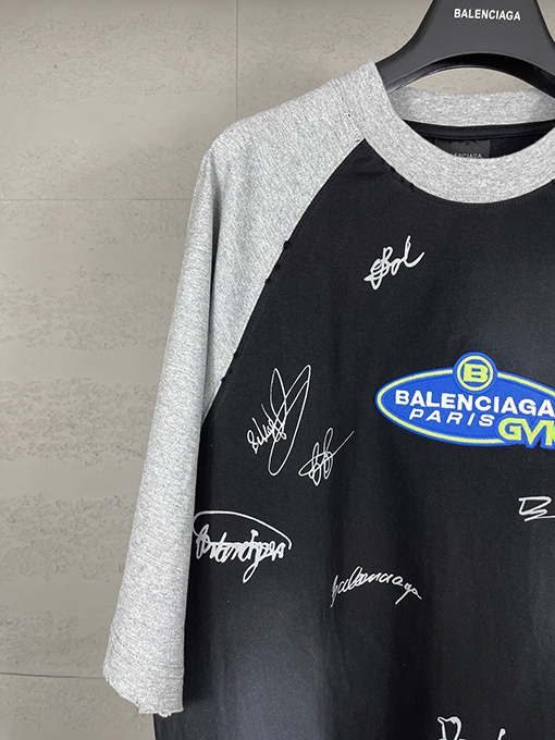 バレンシアガ 新しいファッションのカラフルな署名ロゴ落書き半袖Tシャツ