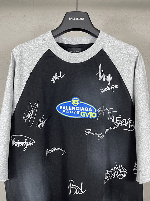 バレンシアガ 新しいファッションのカラフルな署名ロゴ落書き半袖Tシャツ
