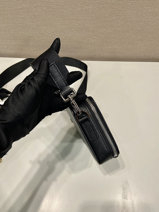 プラダ 新しい Brique メッセンジャーバッグ