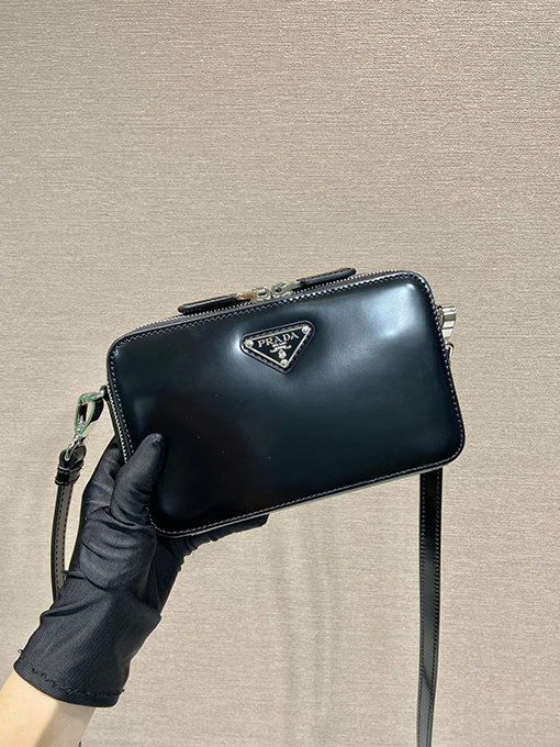 プラダ 新しい Brique メッセンジャーバッグ