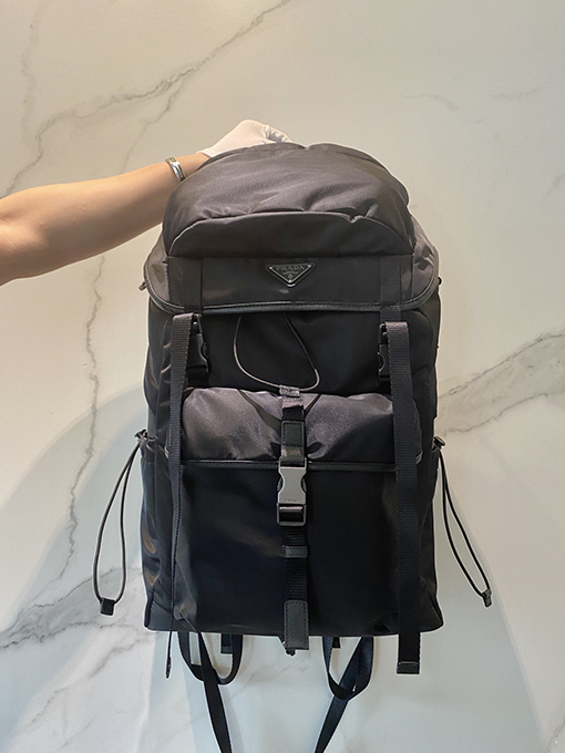 プラダスーパーコピー 新しい登山リュックサック