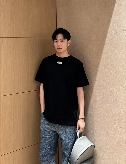 ディオールスーパーコピー ファッションタグ半袖Tシャツ