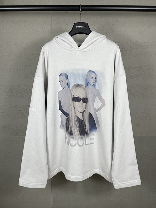 バレンシアガコピー NICOLE アートワークパソコン直噴プリントパーカー
