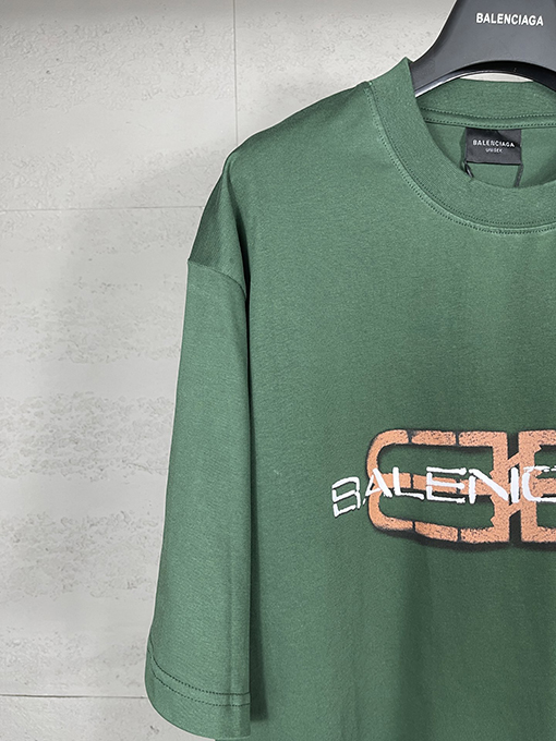 バレンシアガスーパーコピー 新しいパリのロゴプリント半袖Tシャツ