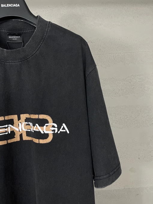 バレンシアガスーパーコピー 新しいパリのロゴプリント半袖Tシャツ