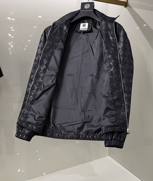 アミリ Amiri アイコニックなロゴ入りメンズジャケット