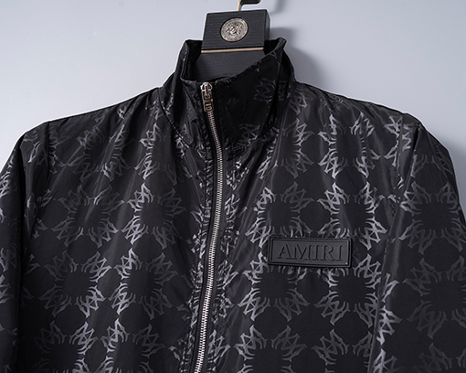 アミリ Amiri アイコニックなロゴ入りメンズジャケット