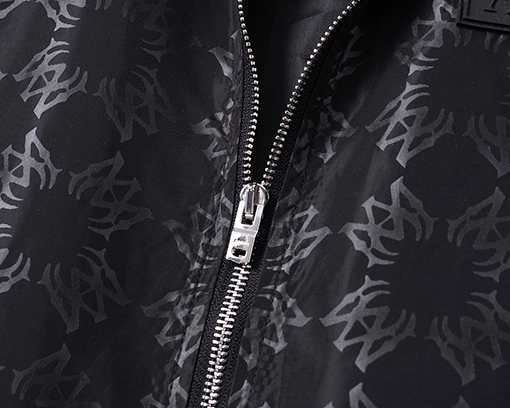 アミリ Amiri アイコニックなロゴ入りメンズジャケット