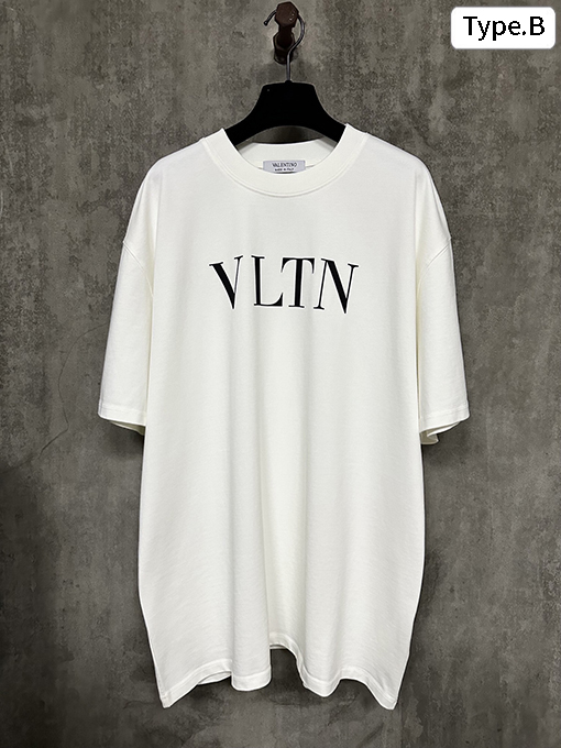 ヴァレンティノ アルファベットロゴプリントヘビーパウンド半袖Tシャツ