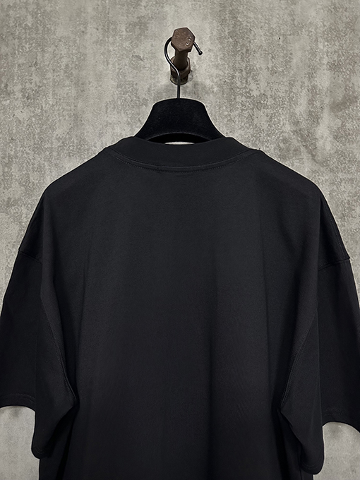 ヴァレンティノ アルファベットロゴプリントヘビーパウンド半袖Tシャツ