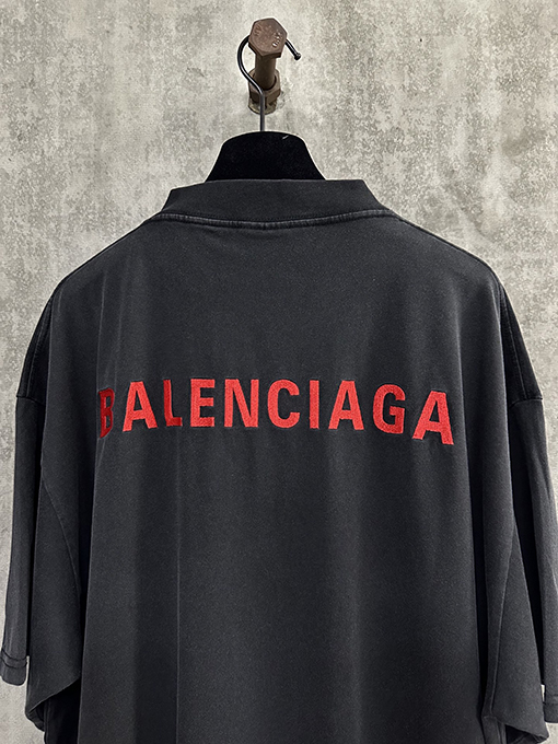バレンシアガスーパーコピー Balenciaga クラシックアルファベットロゴ刺繍半袖Tシャツ