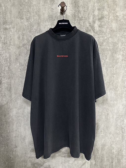 バレンシアガスーパーコピー Balenciaga クラシックアルファベットロゴ刺繍半袖Tシャツ
