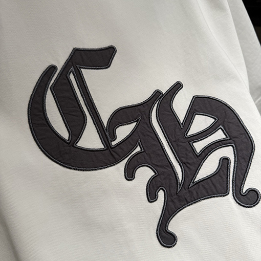 クロムハーツ 新しい布刺繍クラシック半袖Tシャツ