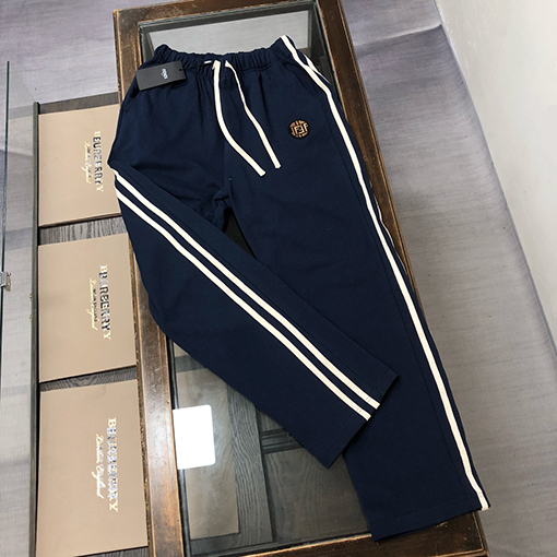 フェンディスーパーコピー 新しいカップルのストレートパンツ