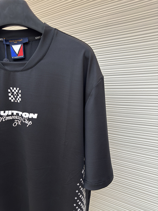 ルイヴィトンスーパーコピー ファッション白墨パーマ半袖Tシャツ