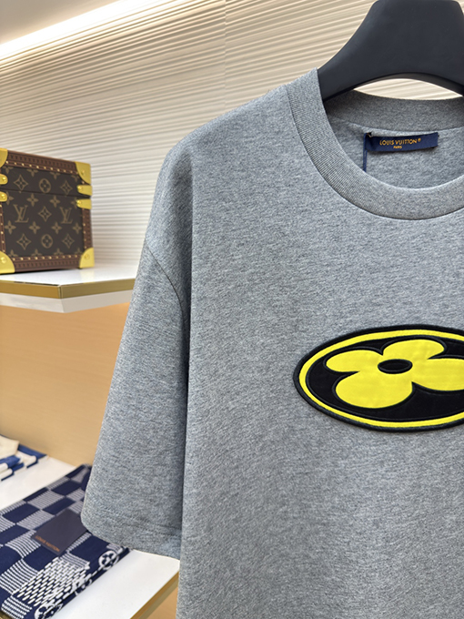 ルイヴィトン Nigo コラボレーション柄刺繍半袖Tシャツ
