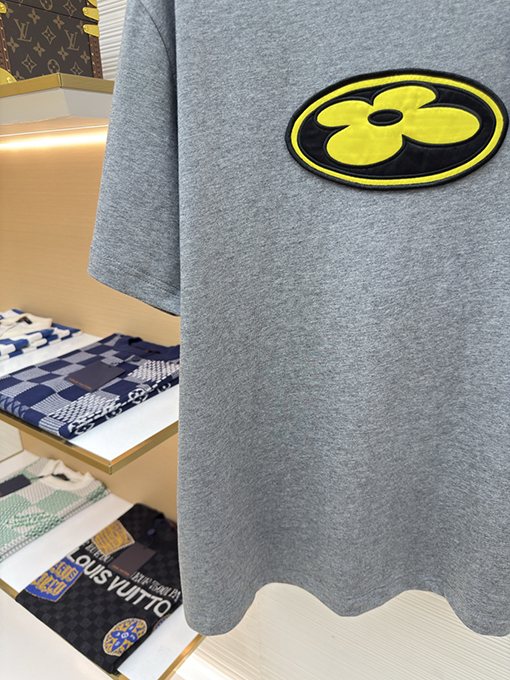ルイヴィトン Nigo コラボレーション柄刺繍半袖Tシャツ