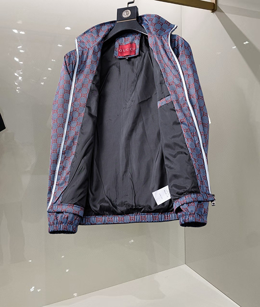 グッチ 新しいクラシックなメンズジャケット