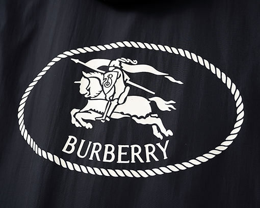 バーバリースーパーコピー Burberry アイコニックなロゴのメンズジャケット