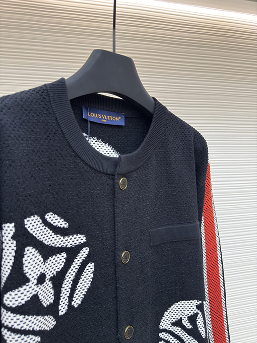 ルイヴィトン Nigo スタイリッシュな水玉柄ニットカーディガン