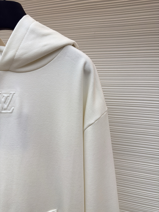 ルイヴィトンスーパーコピー LV ロゴエンボスパーカー