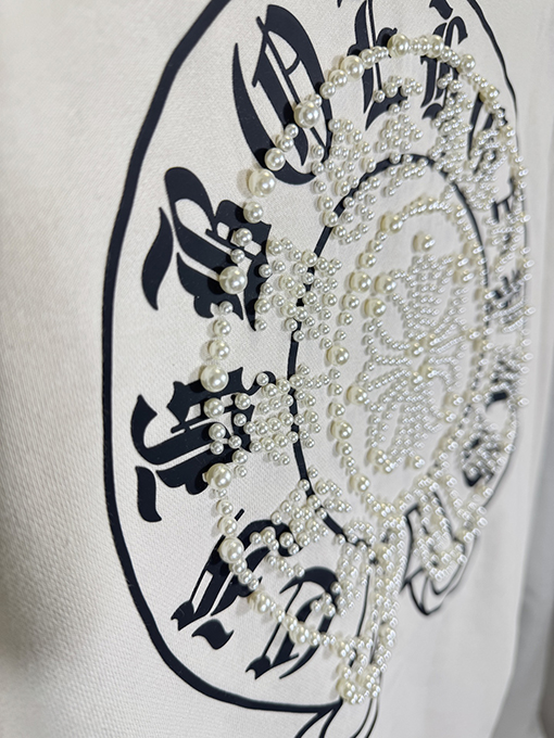 クロムハーツスーパーコピー コンパスパール刺繍フード付きジッパーパーカー