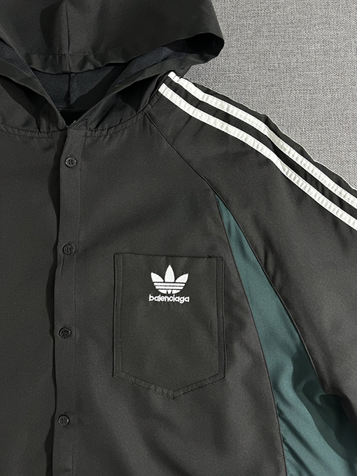 Adidas X Balenciaga コラボレーションクローバー文字刺繍ロゴトレンチコートシャツ