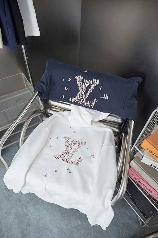ルイヴィトンスーパーコピー 新しい刺繍セーリングパターンフード付きパーカー