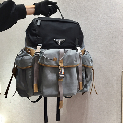 プラダスーパーコピー 新しいリュックサック